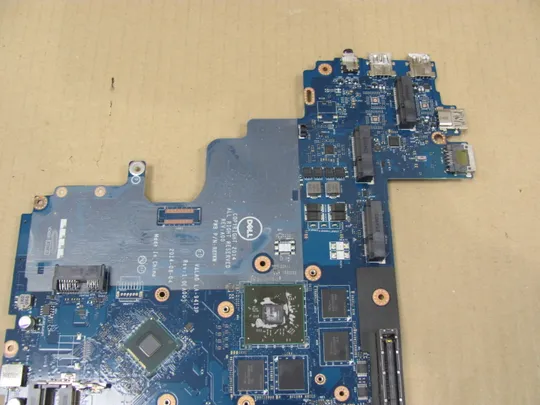750-25 материнська плата робоча VALA0 LA-9413P  для DELL Latitude E6540 оригінал Інтернет-аукціон