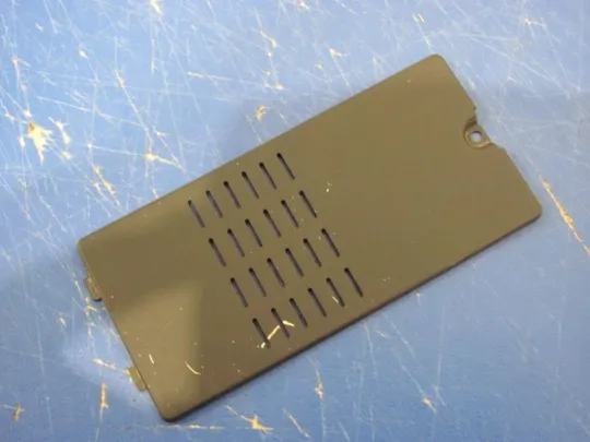 №224-17 сервісна кришка для Fujitsu P770 оригінал Ціна