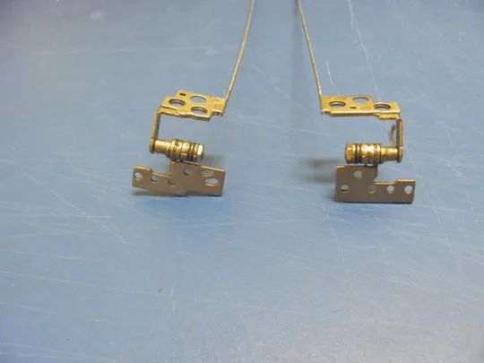 №53-1 кріплення матриці з петлями W550EU-SZS-L для TERRA MOBILE 1529 1220252 оригінал Інтернет-аукціон