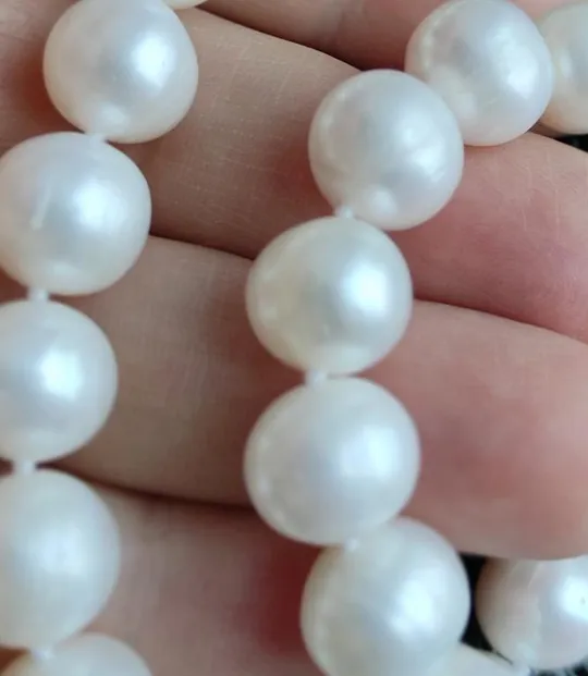 Красивое и сексуальное ожерелье из натурального жемчуга с застежкой из серебра 925 пробы.  kf452 З аукціону