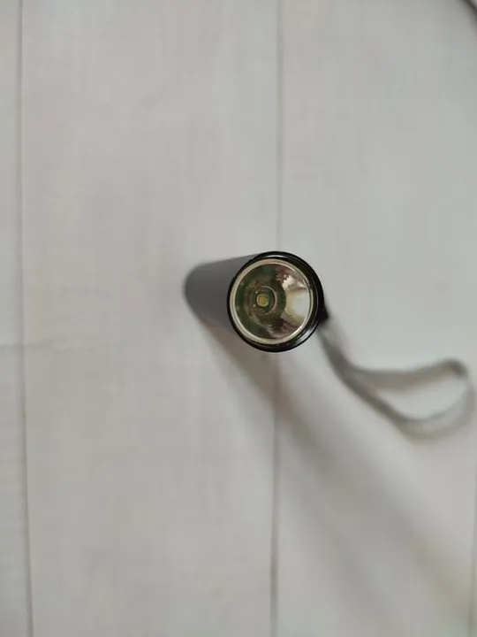 Купити Ліхтар ручний bl-b517 в пластиковому контейнері