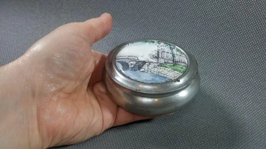 Шкатулка коробочка советский мельхиор с эмалью Ленэмальер скринька вживане Характеристики