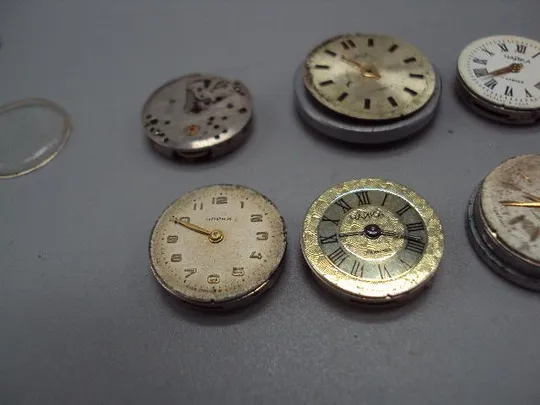 Механизмы и циферблаты женские наручные часы Чайка круглые ссср не на ходу лот 6 шт №14664 Характеристики