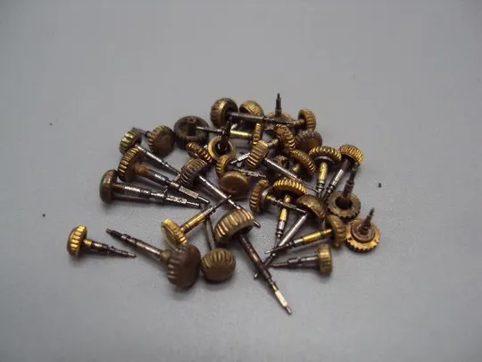 Головки для наручных часов головка позолота лот 34 шт №14602 Інтернет-аукціон