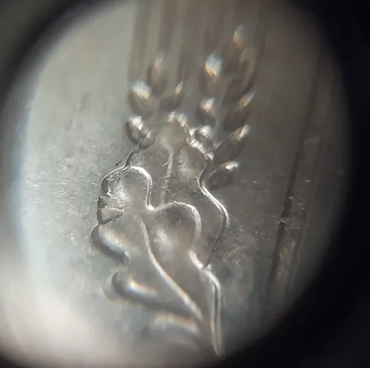 Купити (6947) 10 копійок 2019 різновид викрошок і розколів на аверсі (10 копеек 2019 брак)