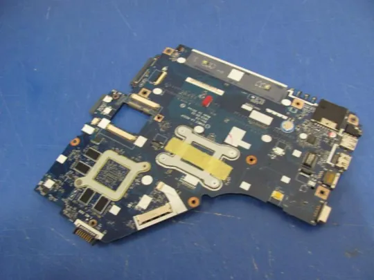 №195-32 материнська плата з Core i5-4200U LA-9531P для ACER  E1-572G E1-572 V5-561G оригінал Ціна