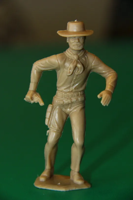 БОРОДАТИЙ КОВБОЙ ЩО ЙДЕ З РЕВОЛЬВЕРОМ MARX-Rubinstain 75-80мм BARAVELLI люкс Ціна