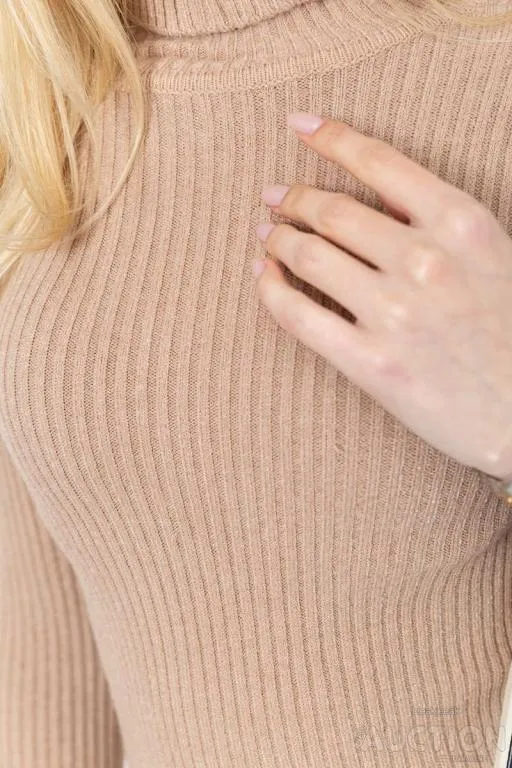 Гольф женский однотонный, цвет бежевый, 244R001 Де купити