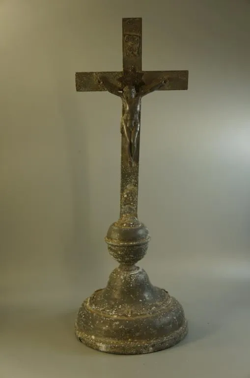 Крест настольный распятие шпиатр высота 31,5 см №10635 Ціна