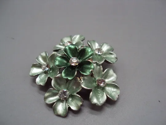 Бижутерия брошка букет цветы брошь зеленые и салатовые цветочки размер 3,7 см (нет заколки) №15867 З аукціону