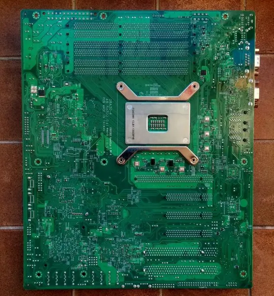 Купити комплект Supermicro X8STE + Intel Xeon W5647 3.20MHz + 6Gb DDR3 + видеокарта Radeon HD 5450