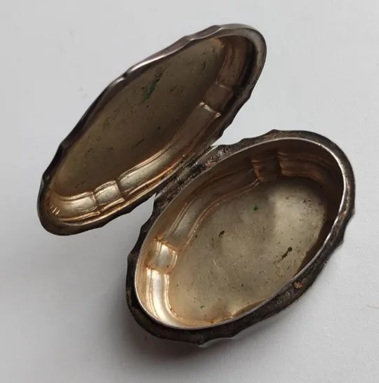 Кокаинница коробочка антикварная серебряная клеймо  1913 год sb824 Продаж