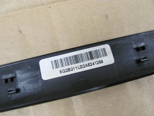 747-10 рамка матриці  6G2B211U22A6 для MEDION Akoya P6512 оригінал Продаж