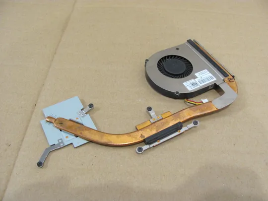 431-7 система охолодження 02WR7T 460.01B02.0001 для  Dell Inspiron 15 3000 3541 3542 3543 оригінал Продаж