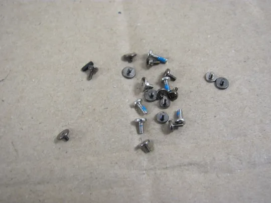 585-21 комплектуюче гвинти  для Microsoft Surface Pro 6 1796 оригінал Ціна