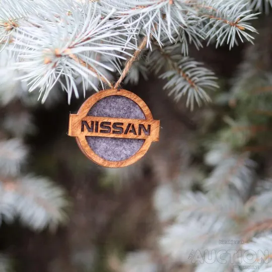 Автомобільний освіжувач повітря з парфумованою олією з логотипом Nissan Недорого