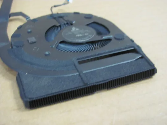 817-34 Вентилятор (кулер, FAN) AT1AC002DT0 01YU191 для Lenovo ThinkPad ThinkPad T490 P43S оригінал З аукціону