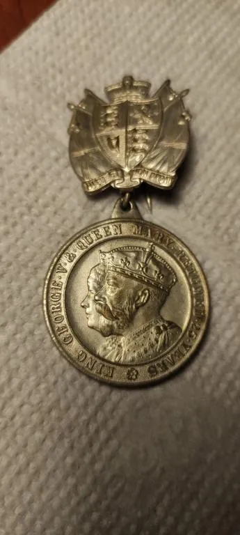 1935 год РЕДКАЯ медаль Король Георг Пятый и Королева Мэри 25 лет правления Великобритания dp351. Ціна