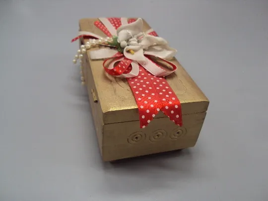 Шкатулка с бантиком дерево цветы каллы размер 5,4 х 15,7 х 7 см №18388 Недорого