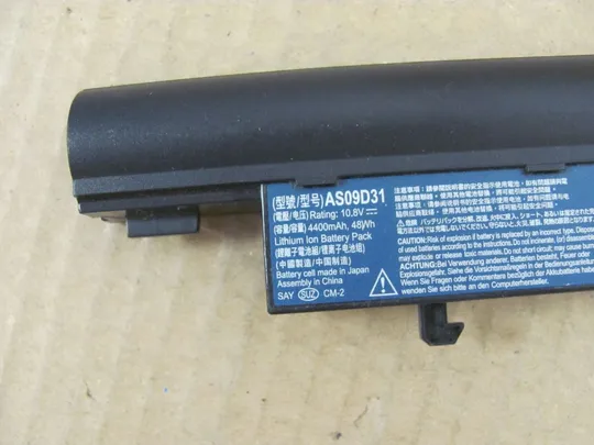 Оригінал АКБ AS09D31 10.8V для Aspire 5538 5534 5410 4810 5810 4810 4410 3811 3810 3750 3410 TravelMate 8371 8471 8571 8431 8331 Emachines E628 Gateway EC38 EC54 EC58 NV47H NV49C NV50A NV51 NV53 NV55 NV52 NV56 NV57H NV73A NV59 NV79C Packard bell EN TSX6 З аукціону