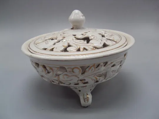 Купити Шкатулка фарфор узор листья ссср высота 7,7 см, с крышкой 12 см, диаметр 16,2 см №13400