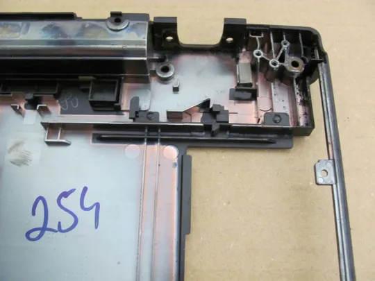 518-1 Кришка дно піддон корпуса для FUJITSU LIFEBOOK E554 E556 оригінал На торгах