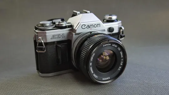 широкоугольный объектив Canon FD 28mm/2.8 S.C. Ф52мм на полный кадр 24x36mm З аукціону