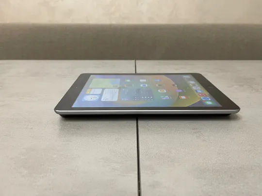 Планшет Apple iPad A1822 MP2F2LL/A (5 Gen., 2017), 9.7&quot;, Apple A9, 2GB, 32GB, Wi-Fi З аукціону