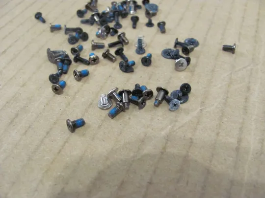 номер0299-5 комплектуюче для LENOVO IdeaPad G710 G700 оригінал З аукціону