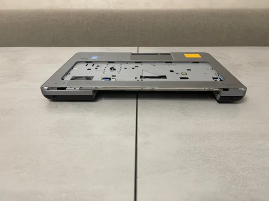 HP Probook 640 G1: нижня частина корпусу + материнська плата #744016-601 не робоча, динаміки, охолодження та ін Де купити
