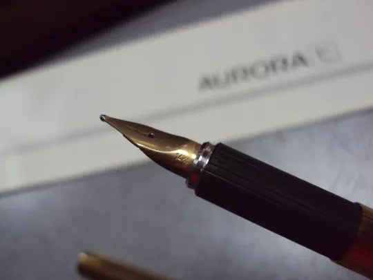 Перьевая ручка Aurora Vermeil серебро 925 проба позолота в коробке с документами вес 17,72 г №312 Інтернет-аукціон