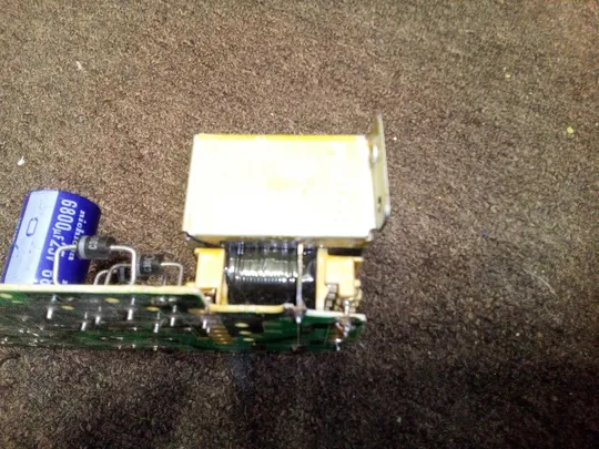 ТРАНСФОРМАТОР ЖИВЛЕННЯ від  відеомагнітофона на платі Продаж