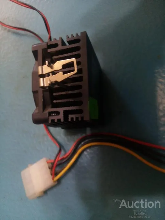 Кулер для процессора c радиатором (2) Де купити