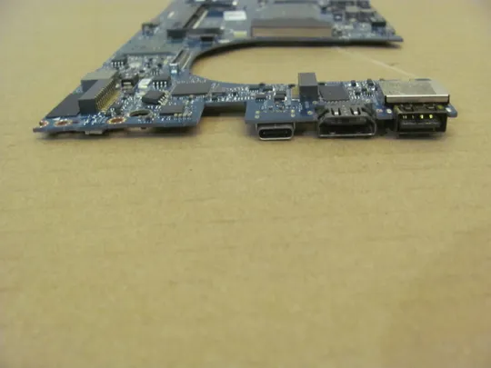 номер0917-1 материнська плата Mainboard,Материнка,Основна плата,Системна плата,Плата системи,Laptop motherboard,мамка,ноутбучна плата AAM00 LA-C361P  i7-6700HQ SR2FQ для  Dell Precision 5510, XPS 15 9550  оригінал Характеристики