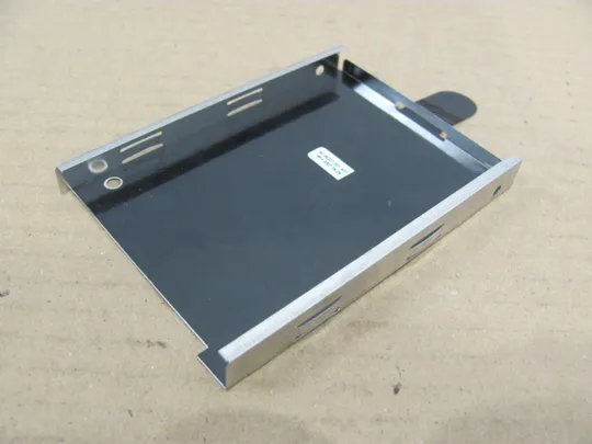 номер0224-12   кріплення шахта корзина HDD 60.46Z07.001 для FUJITSU Amilo Li 1718 оригінал Де купити