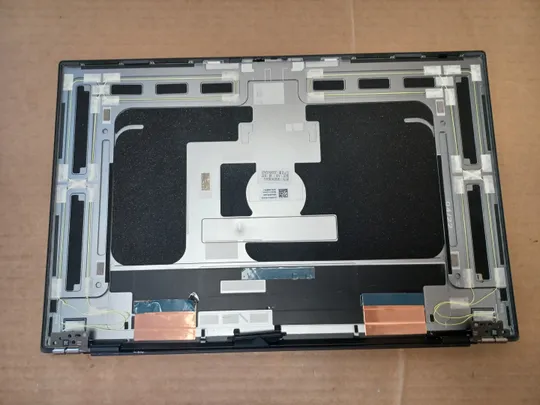 номер1056-3 кришка матриці 0mrp41 з петлями для Dell  XPS17 XPS 17 9700 Precision 5750 Кришка дисплея Тильна кришка Корпус матриці Верхня кришка matrix cover Top Case LCD Cover Rear Lid Back Cover Housing Cabinet оригінал Де купити