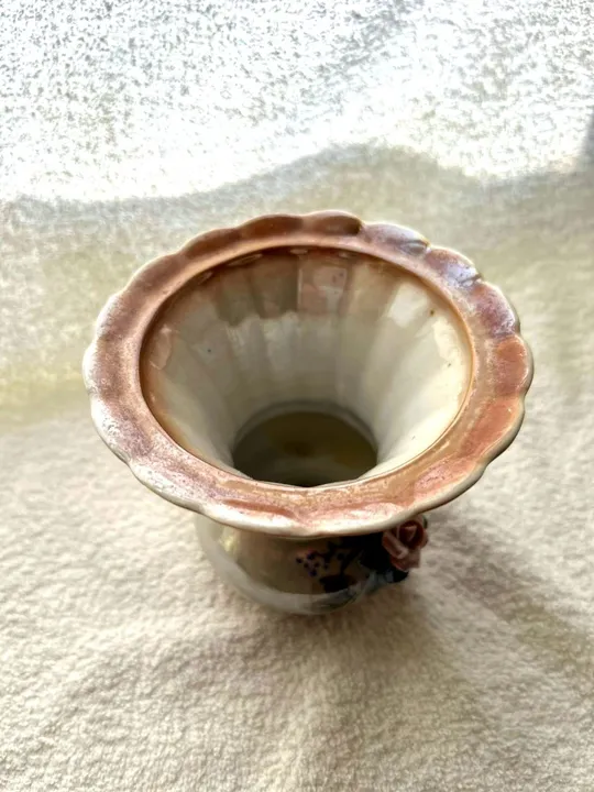 Ваза для ківітів перламутр - хаміліон З аукціону