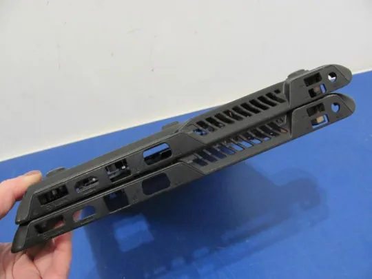 65-13  Кришка (дно, корито, піддон) корпуса 60.4GU01.001 60.4JY05.003 для MEDION AKOYA P6622 оригінал Продаж