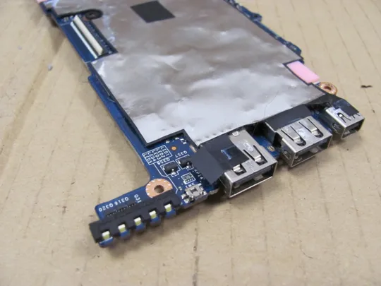 693-35 материнська плата VAZA0 LA-9262P SR16Z i7-4500U  для  сенсорний DELL XPS 12 9Q33 оригінал Де купити