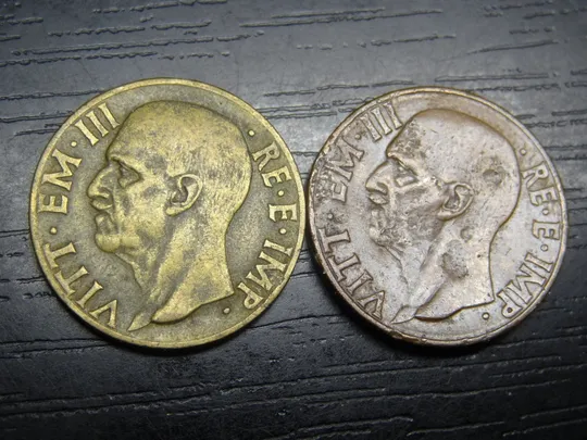 Купити 10 чентезімо 1939 Італія (два різновиди) мідь і бронза