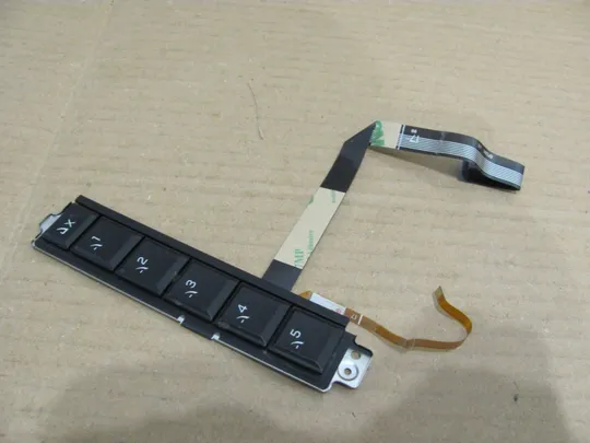 577-12 додаткові кнопки 0NDHKH для DELL Alienware 15 R3 17 R4 оригінал Ціна