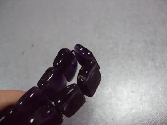 Браслет на резинке аметист натуральный камень (по камушкам есть трещины, сколы) №1340 Характеристики