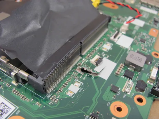 838-5 материнська плата  i7-7820HQ SR32N DP710 NM-B121  для LENOVO Thinkpad P70 P71 оригінал Характеристики