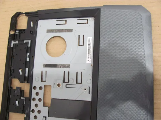 478-4 Кришка панель палмрест та тачпад для MEDION X6811 X6812 GX660 MS-16F1 оригінал З аукціону