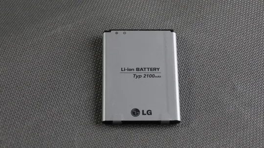 Купити оригинальный литий-ионный аккумулятор для смартфоновLG li-ion Battery Type BL-52UH 2100mAh