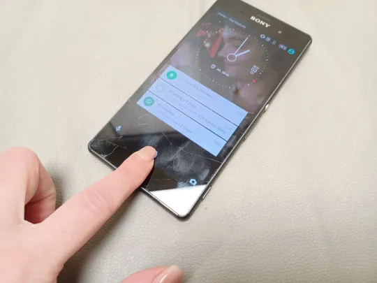 0076 мобільний телефон SONY XPERIA Характеристики