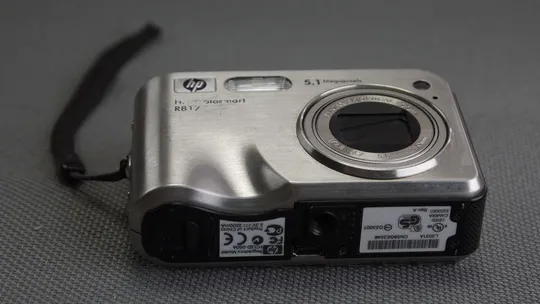 Металлический цифровой фотоаппарат HP Photosmart R817 5.1Mpix zoom lens 5.8-29.0mm f2.8-4.7 Вживане Продаж