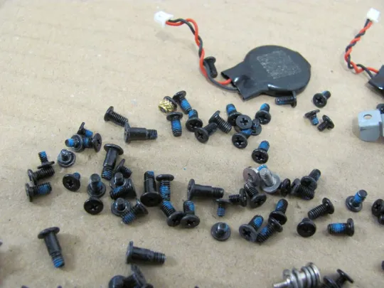 номер0200-3 комплектуюче гвинти для DELL E6520 оригінал Продаж