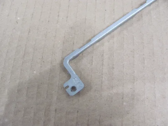 номер0213-4 кріплення з петлею права  433.0C705.1001  для HP Pavilion 17-AK 17-BS  оригінал Де купити