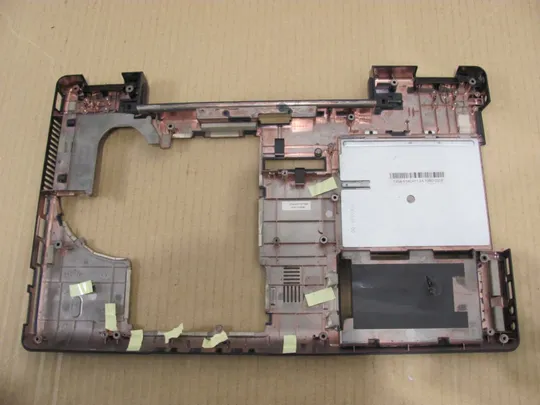 Купити номер0230-1 Кришка, дно, піддон корпуса,Нижний корпус(дно)для ноутбука,низ,дно,поддон,Нижняя часть 13N4-01A0A11 для BLUECHIP SP15-DIS оригінал